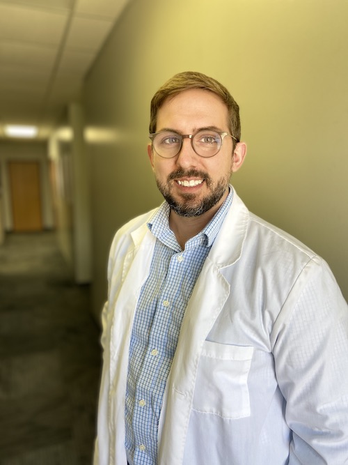 Photo of Dr. Thomas
